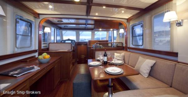Rhea trawler 43 