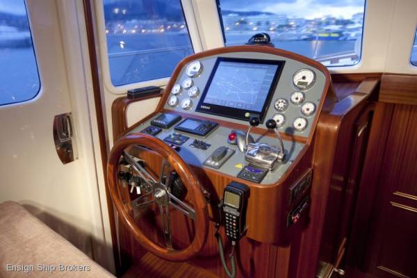 Rhea trawler 43 