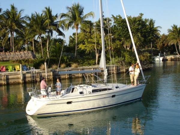Catalina 320 Mk Ii: Sailing Boats | Boats Online for Sale | Grp | Western ... Catalina 320 Mk Ii: Sailing Boats | Boats Online for Sale | Grp | Western ...