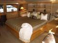 Sovereign 121'