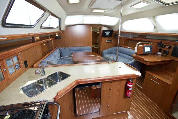 Hunter 41 Deck Saloon: Sailing Boats | Boats Online for Sale | Grp | Western ... Hunter 41 Deck Saloon: Sailing Boats | Boats Online for Sale | Grp | Western ...
